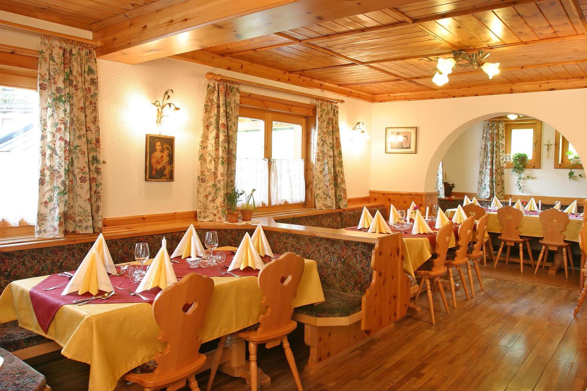 Pension Sonneck Neukirchen am Großvenediger Exterior photo