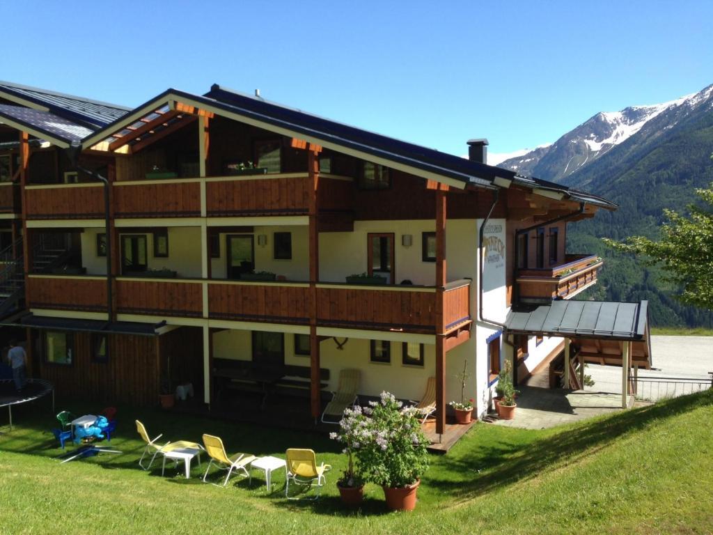 Pension Sonneck Neukirchen am Großvenediger Exterior photo